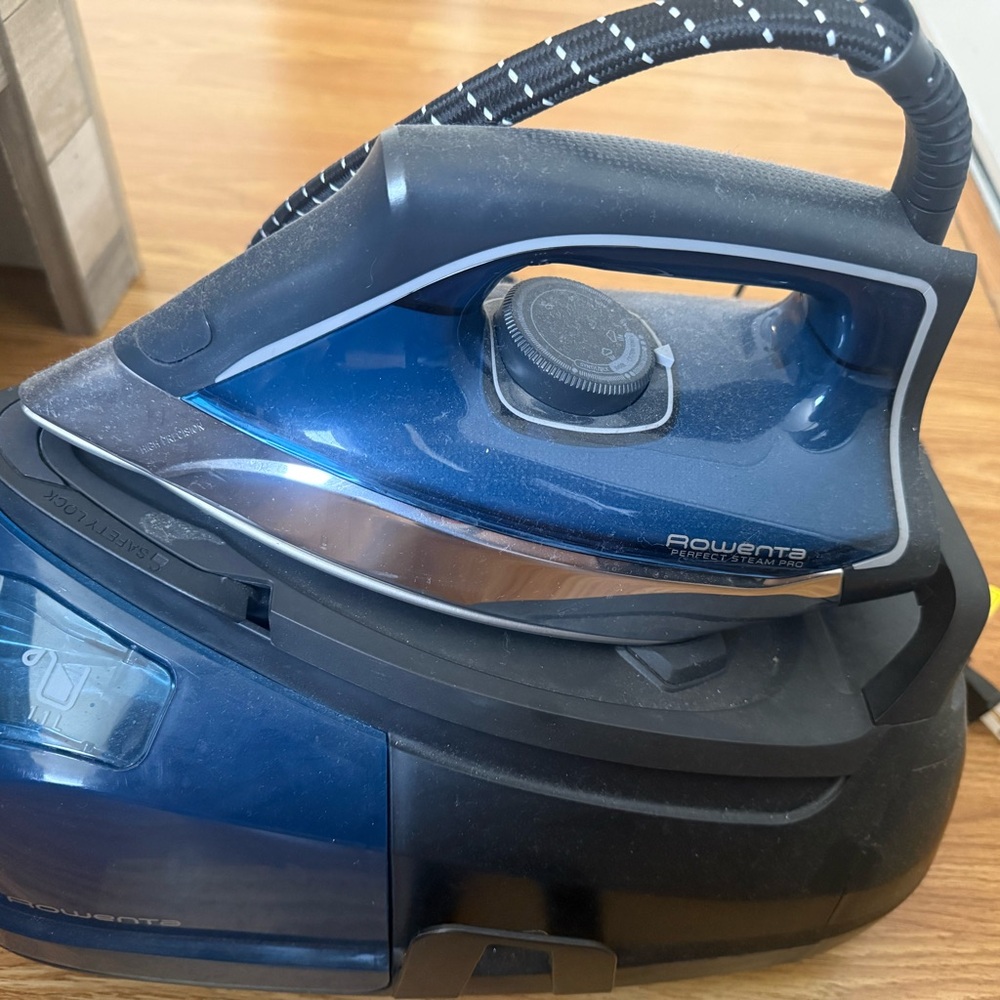 Rowenta Blue and Black Steam Iron